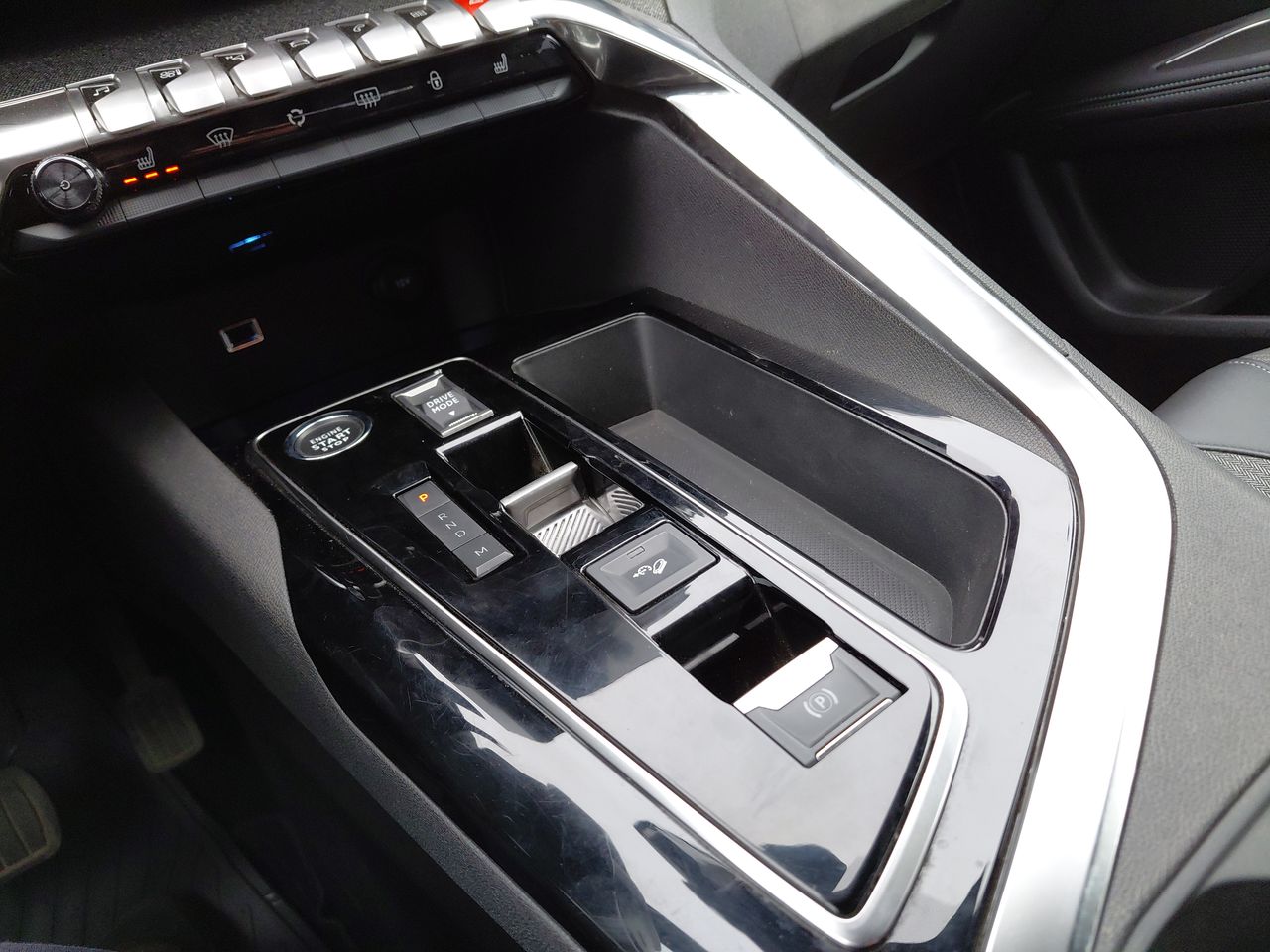 PEUGEOT - 20
