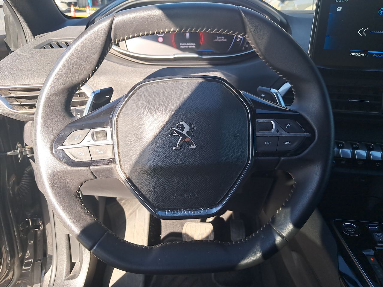 PEUGEOT - 24