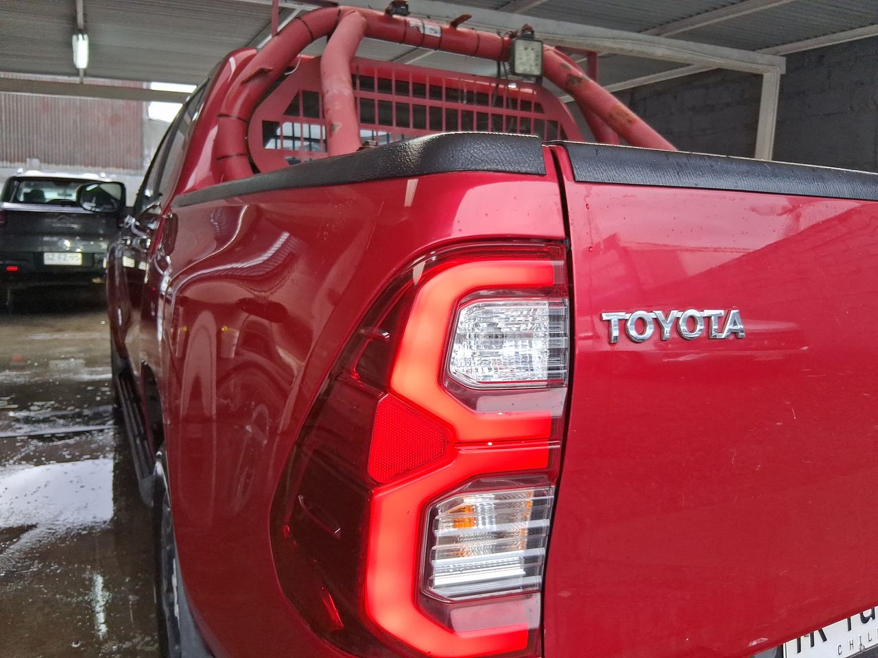 Toyota Hilux — foto 22 de 36