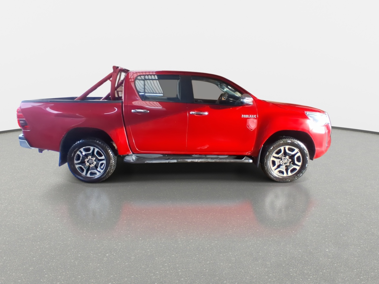 Toyota Hilux — foto 9 de 36