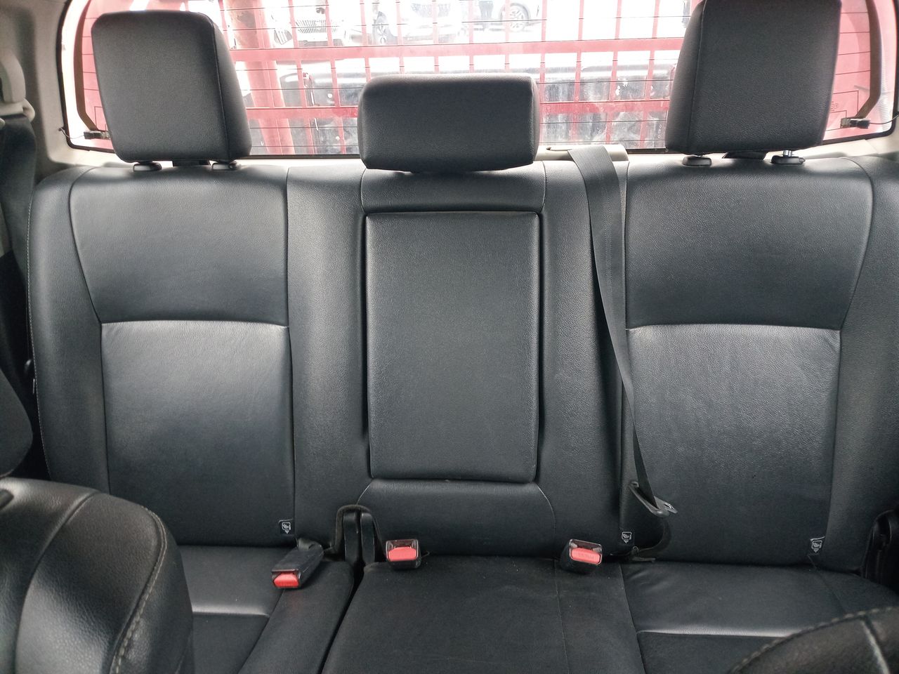 Toyota Hilux — foto 34 de 35