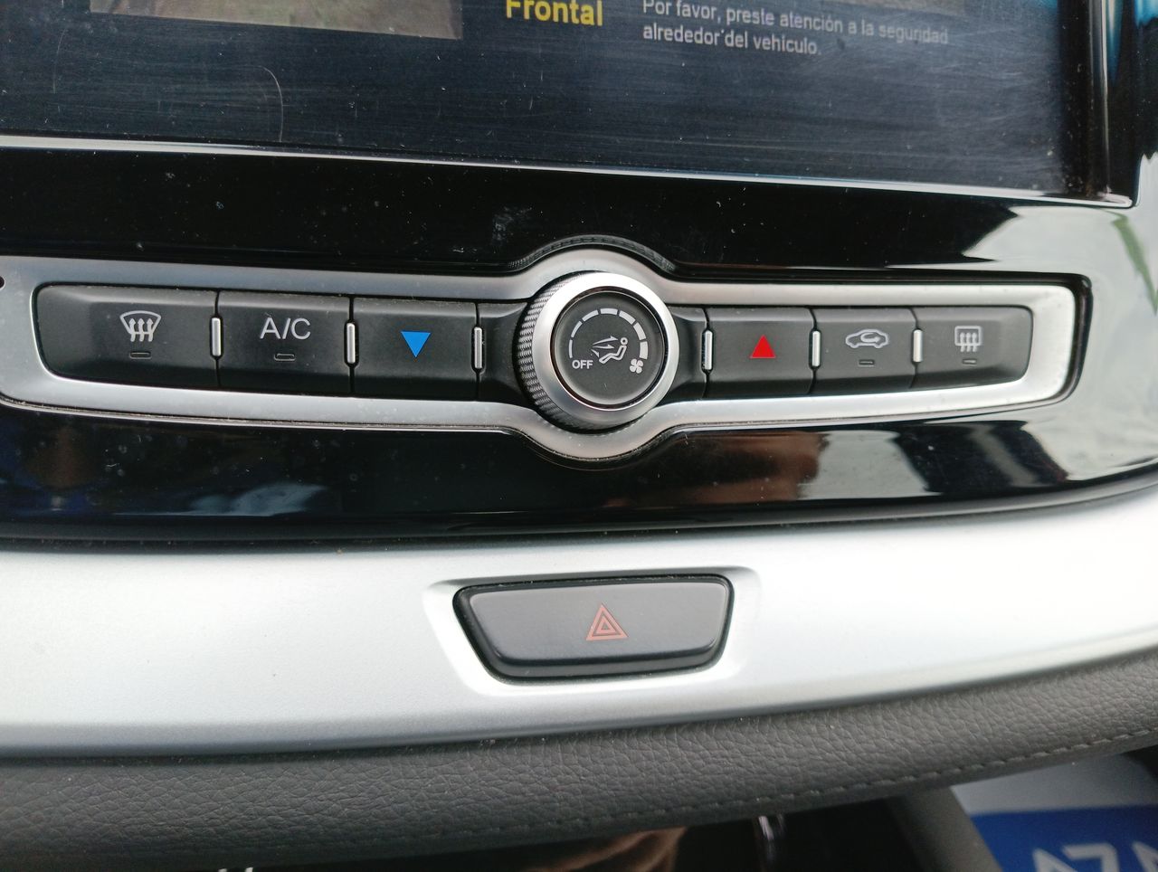 Suzuki Baleno — foto 21 de 28