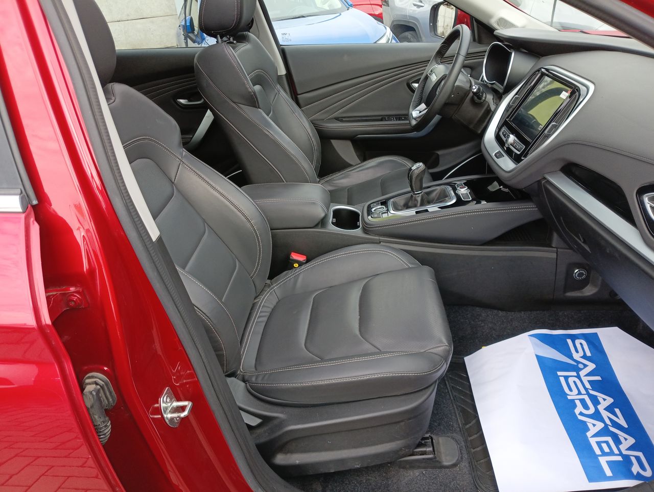 Suzuki Baleno — foto 25 de 28