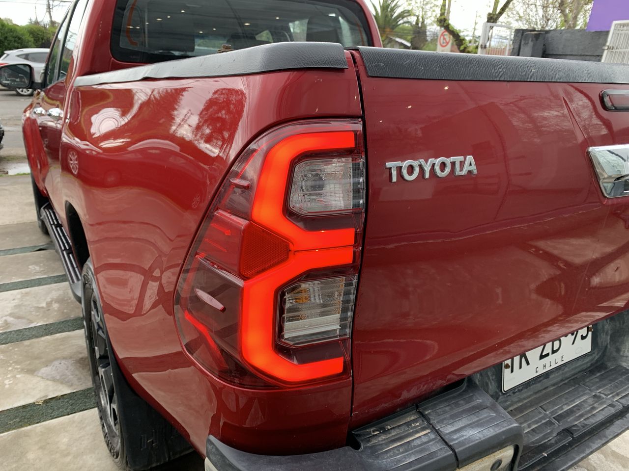 Toyota Hilux — foto 22 de 36