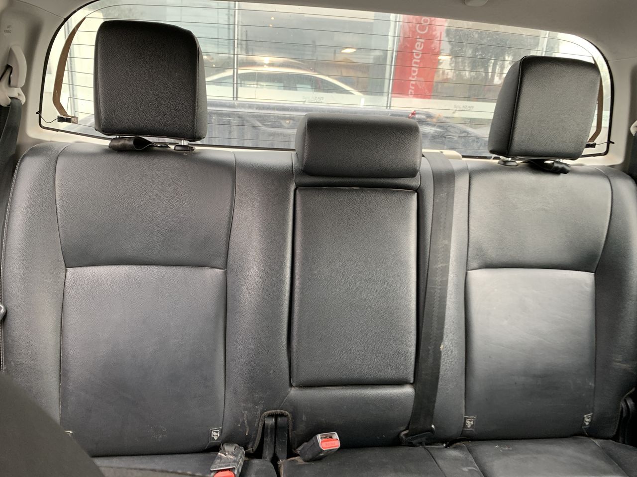 Toyota Hilux — foto 13 de 36
