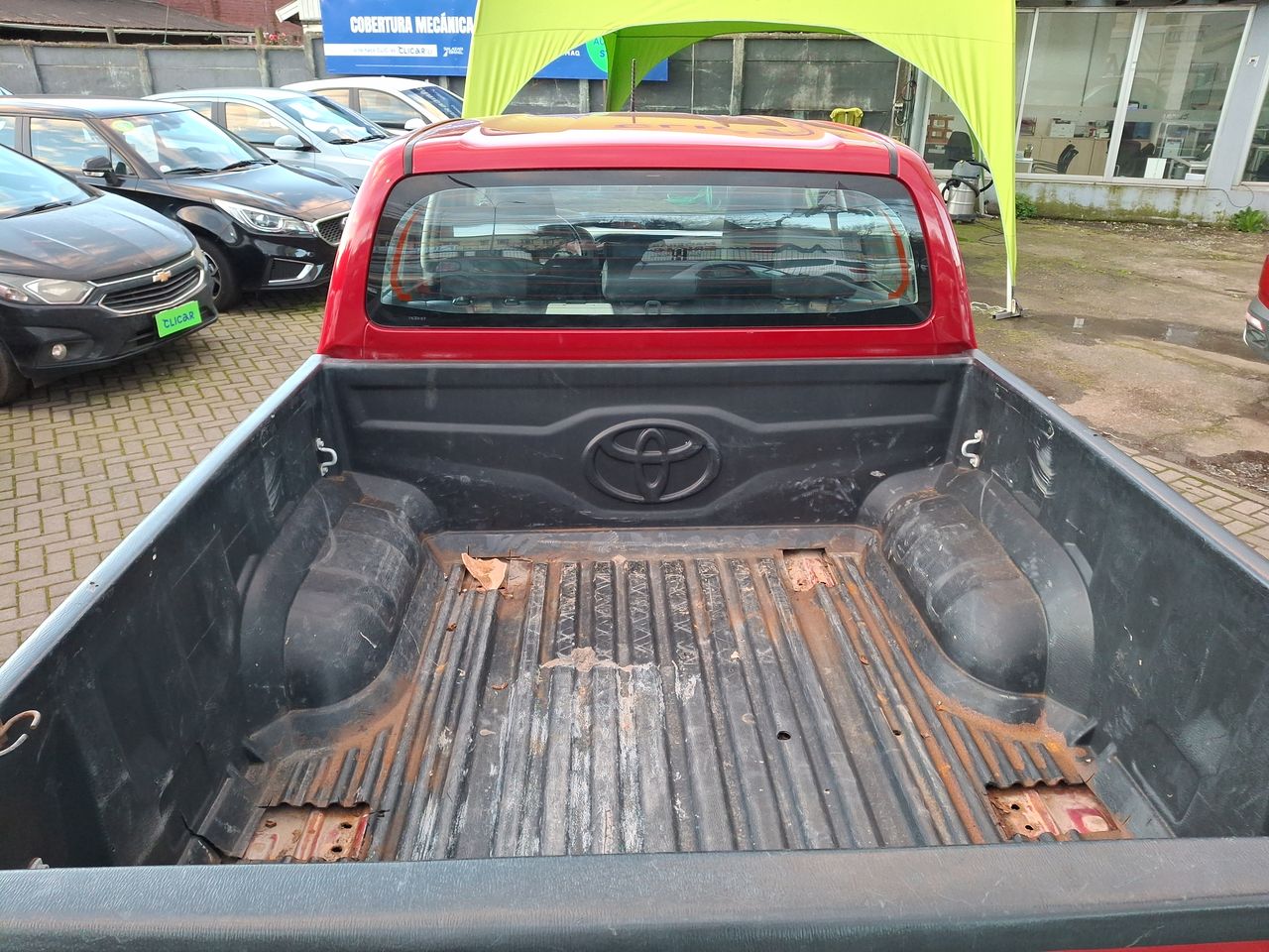 Toyota Hilux — foto 22 de 36