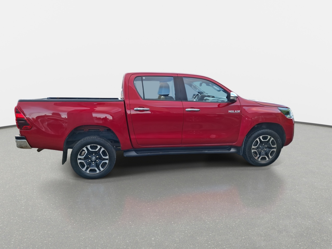 Toyota Hilux — foto 8 de 36