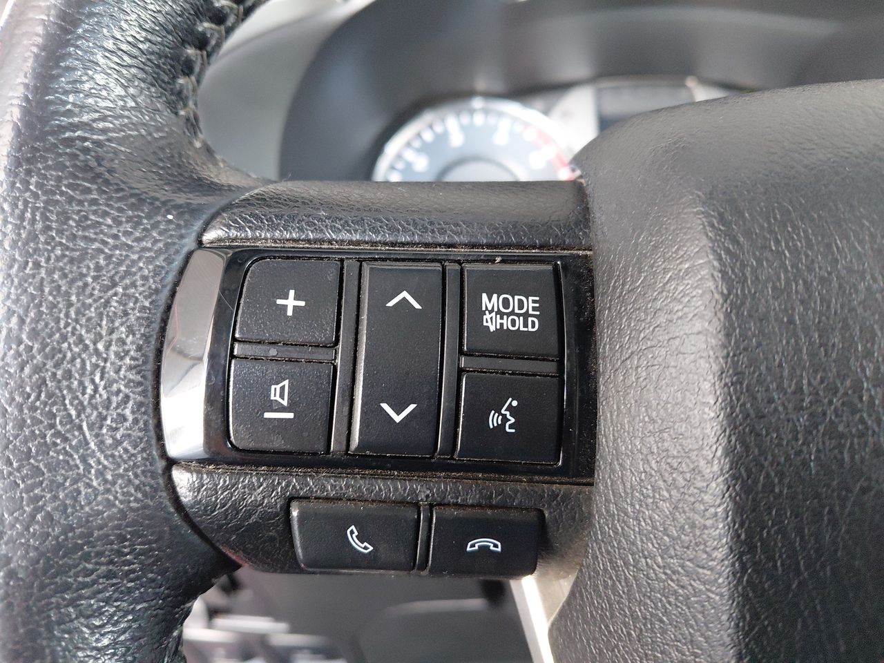 Toyota Hilux — foto 26 de 35