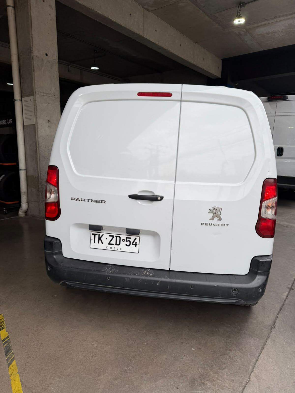 PEUGEOT - 5