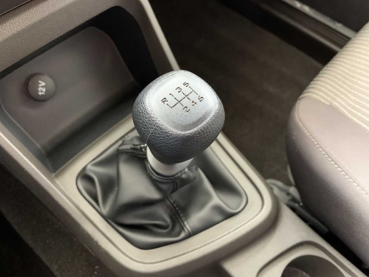 CHEVROLET - 27