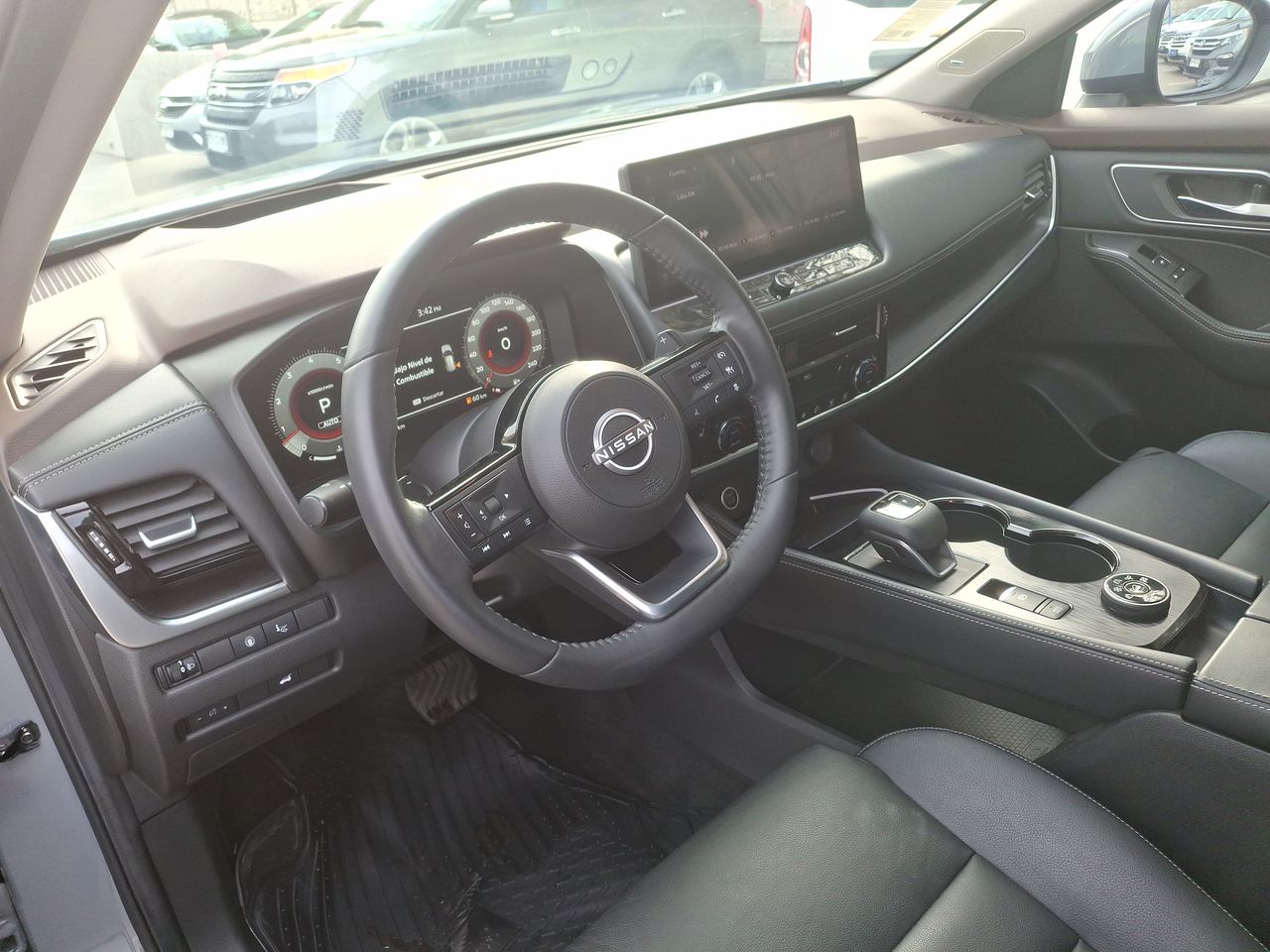 NISSAN - 30