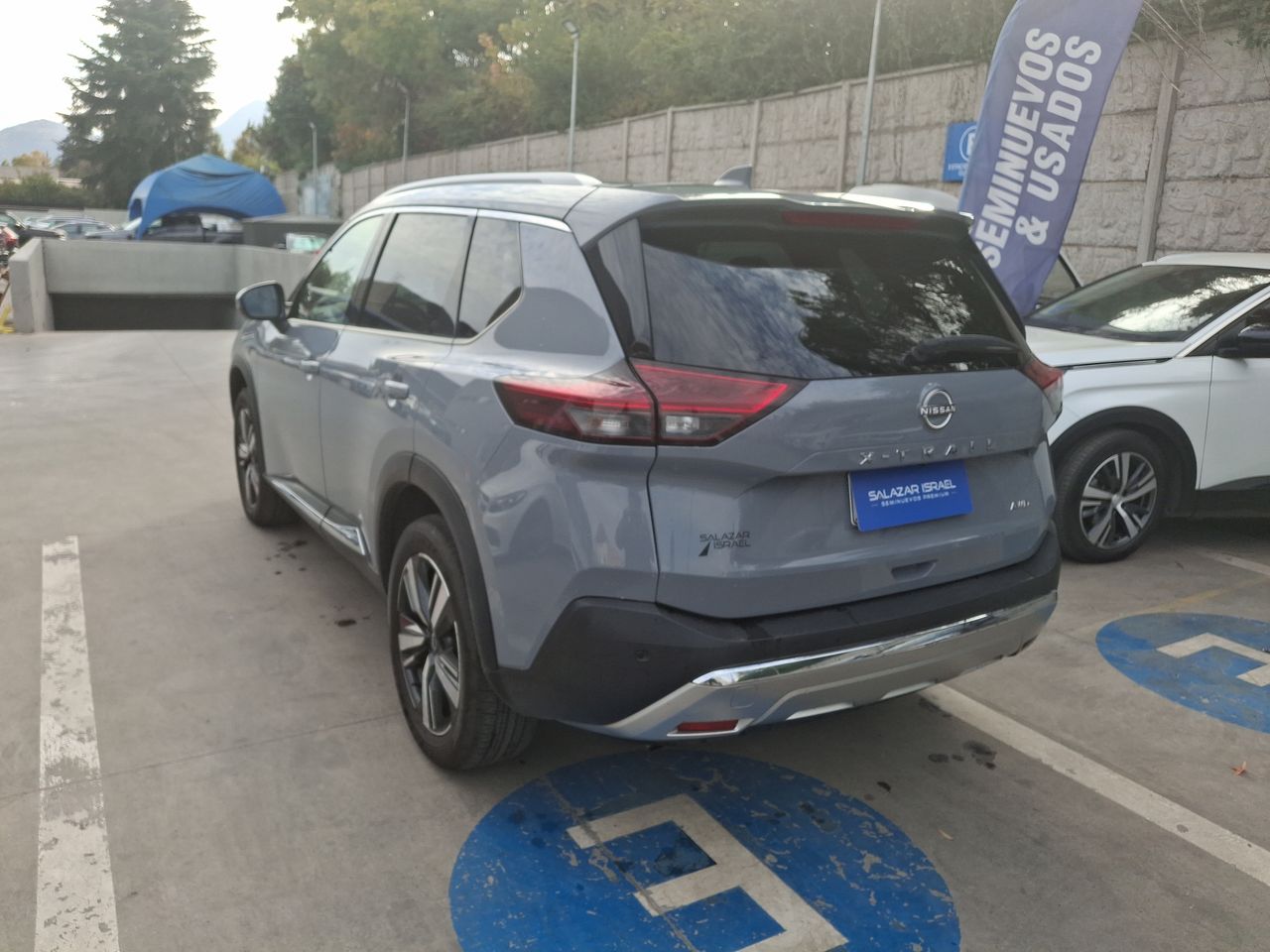 NISSAN - 5