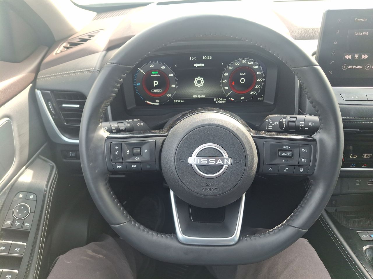 NISSAN - 23