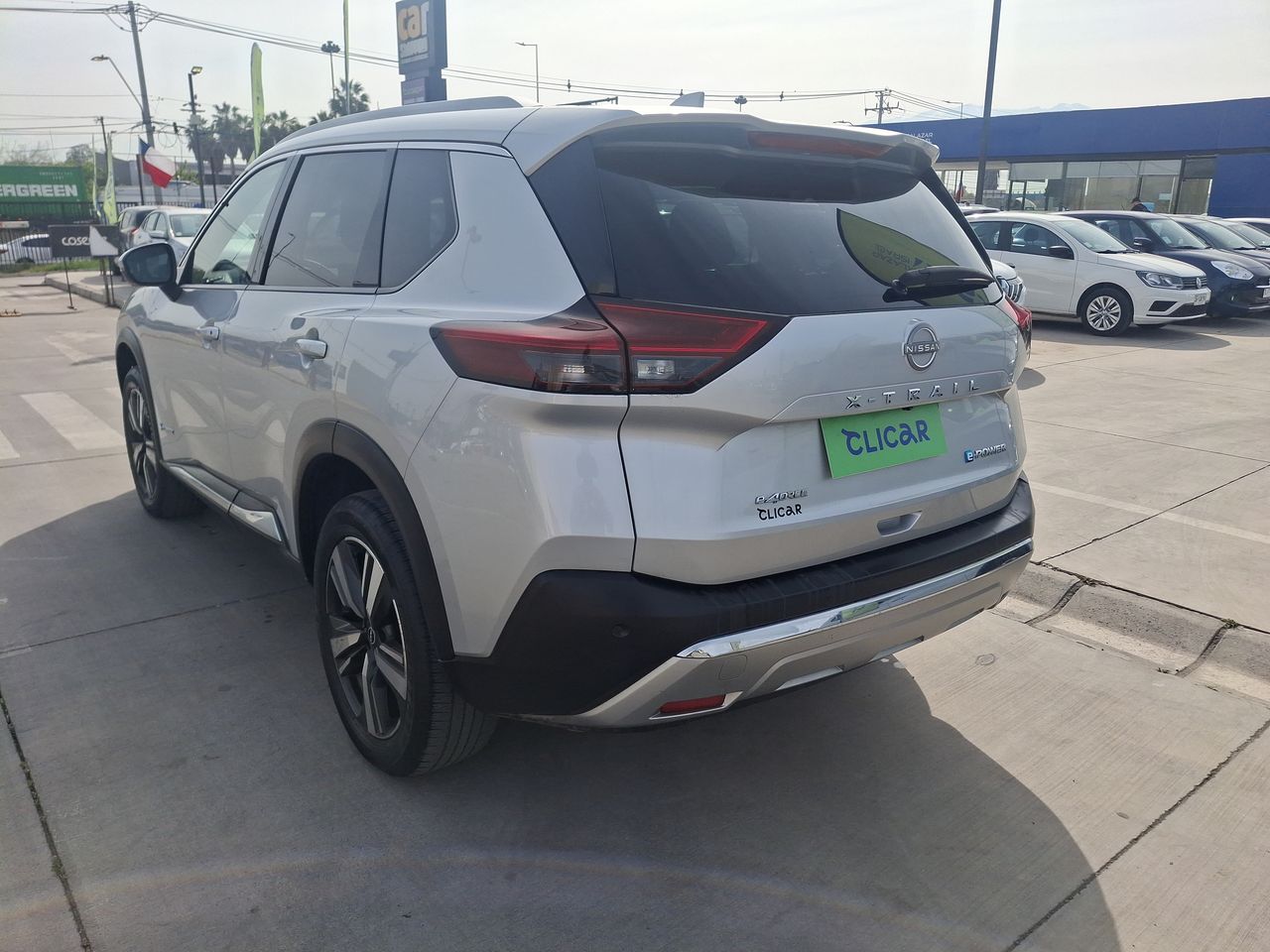 NISSAN - 5