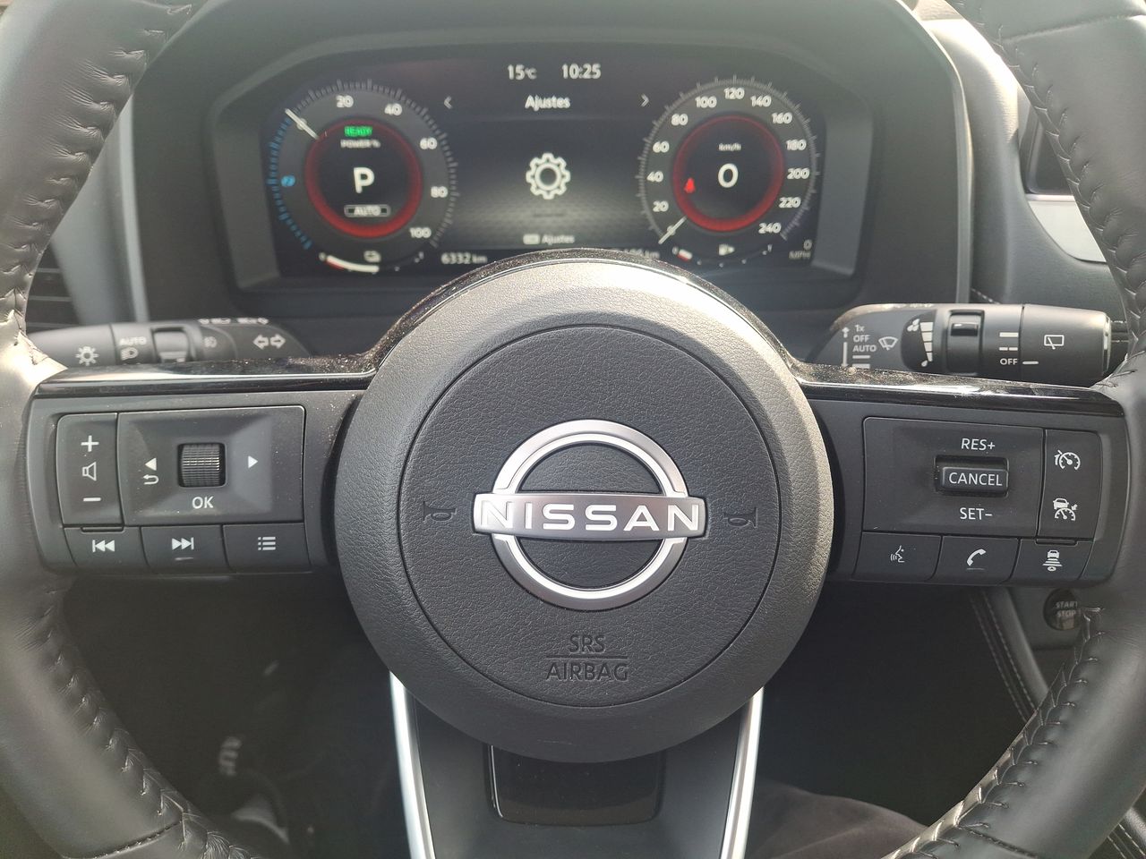 NISSAN - 24