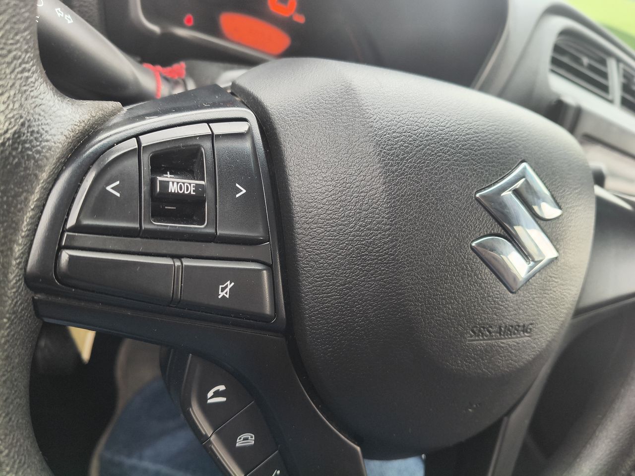 SUZUKI - 15