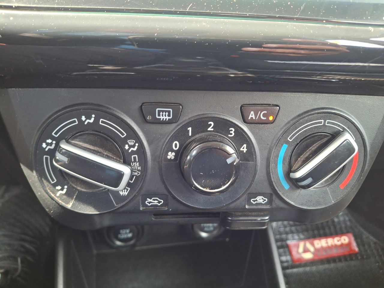 SUZUKI - 28