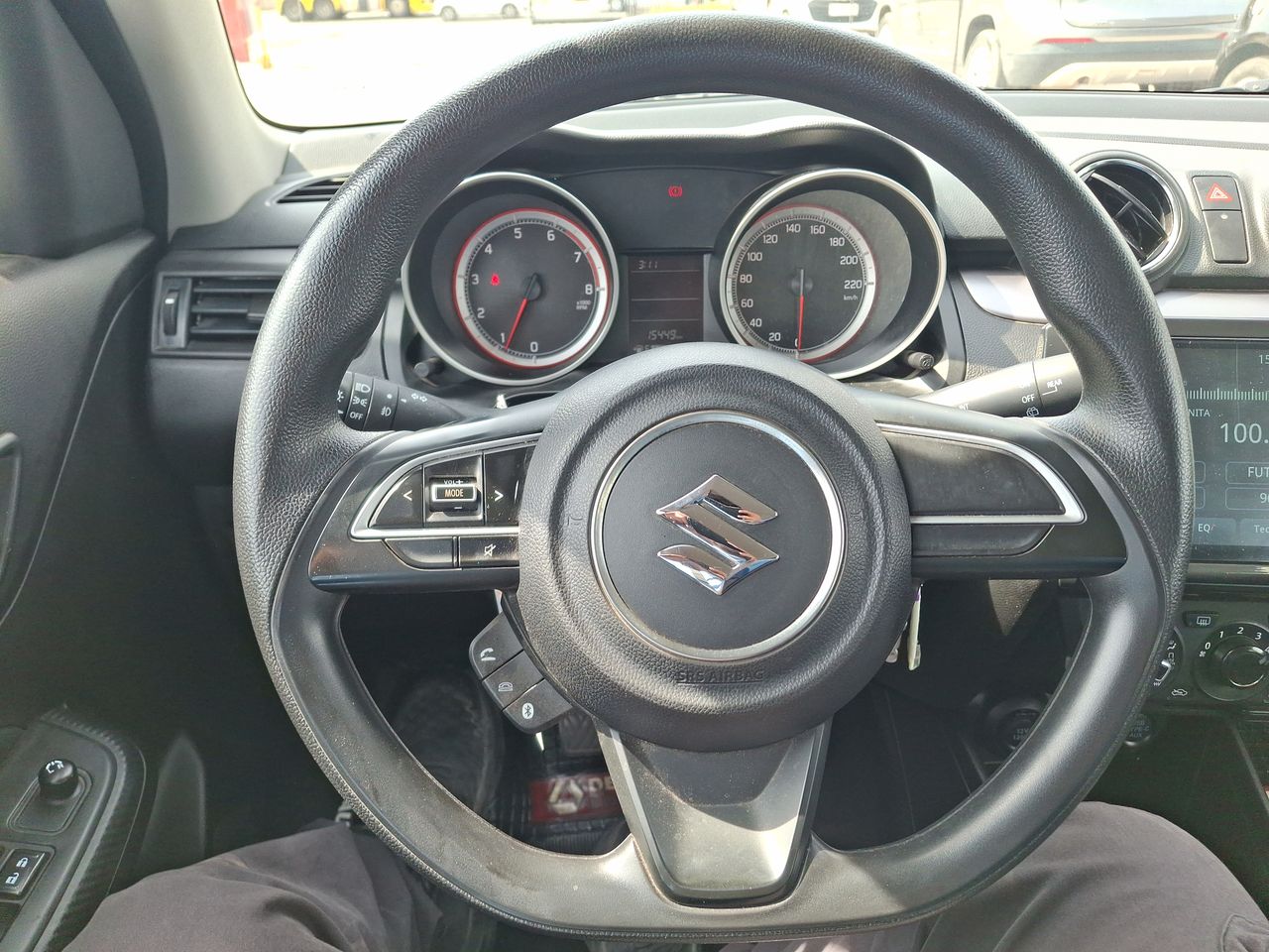 SUZUKI - 23