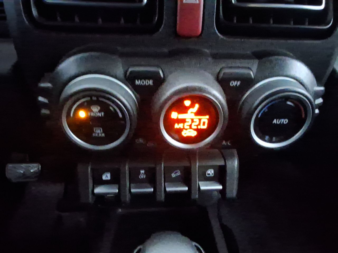 SUZUKI - 29