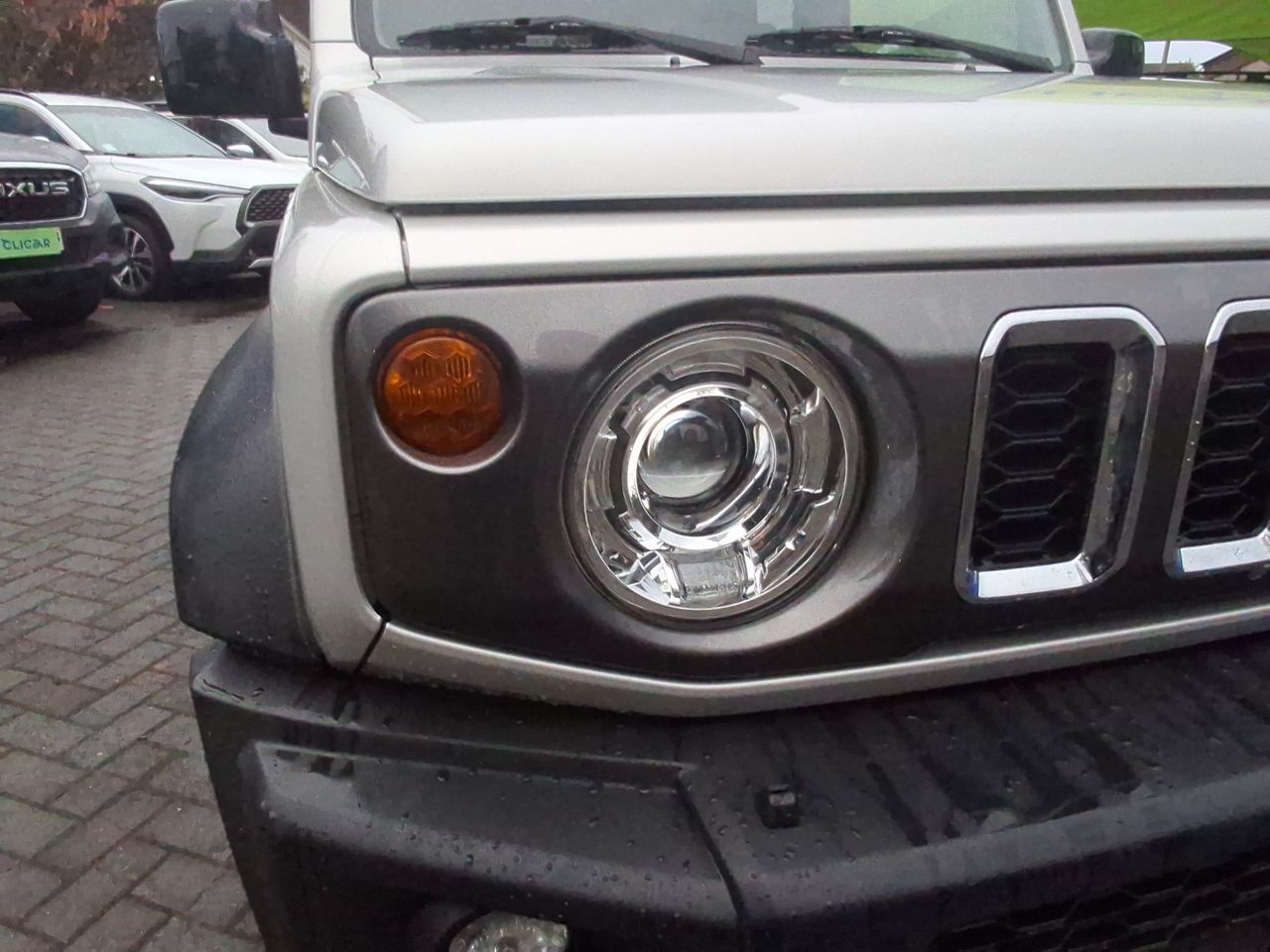 SUZUKI - 18