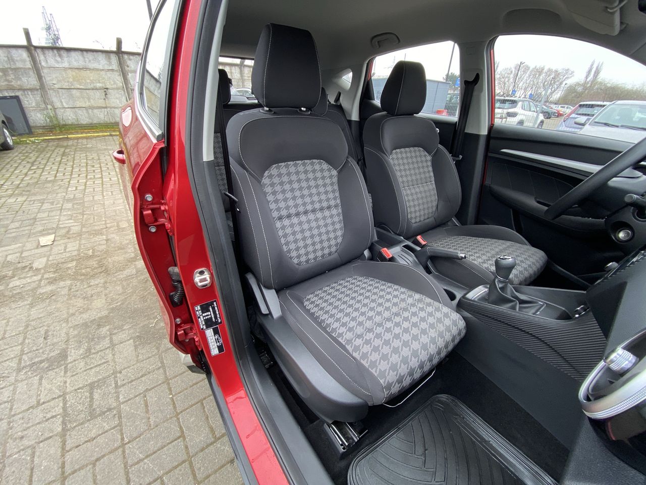 MG Zs — foto 27 de 28