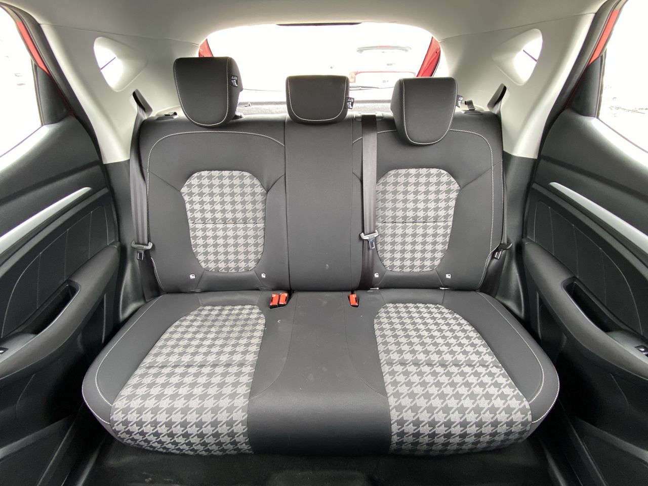 MG Zs — foto 28 de 28