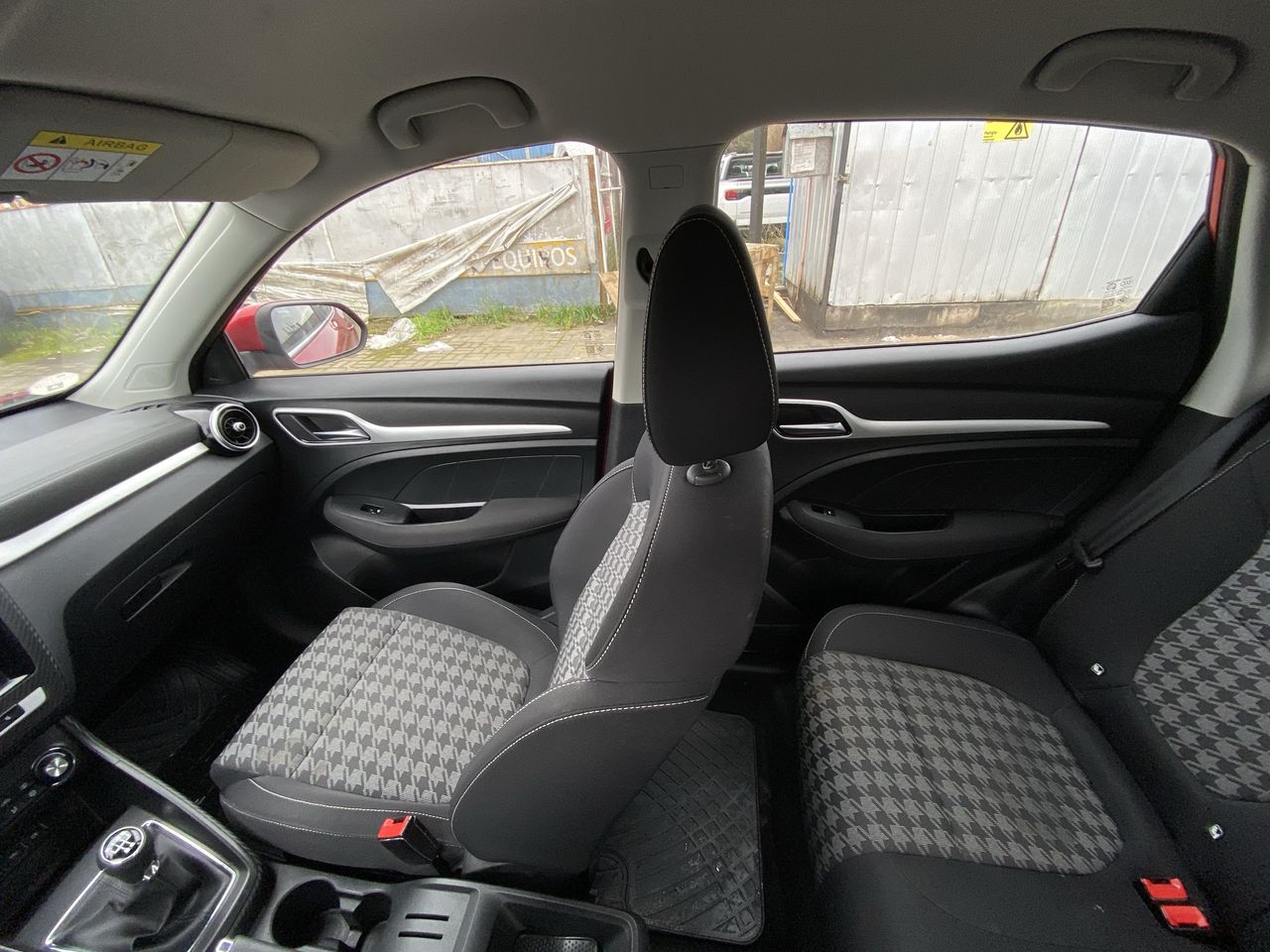MG Zs — foto 4 de 28