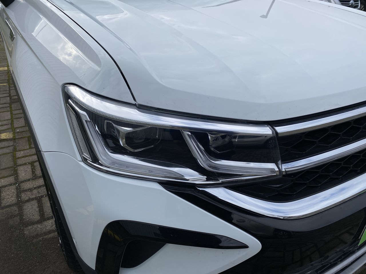 Volkswagen Taos — foto 20 de 36