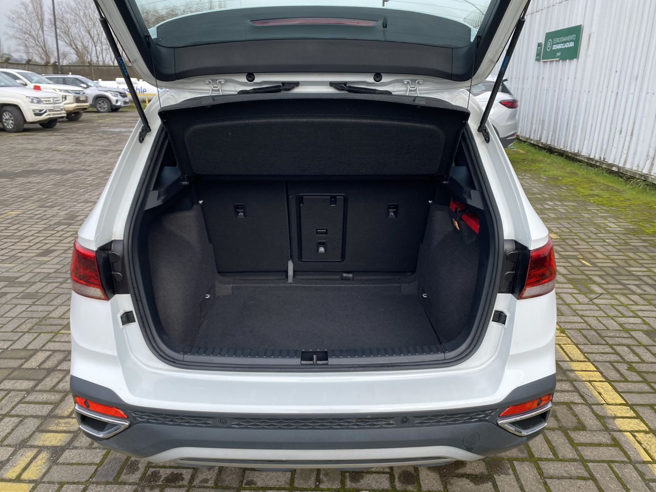 Volkswagen Taos — foto 22 de 36