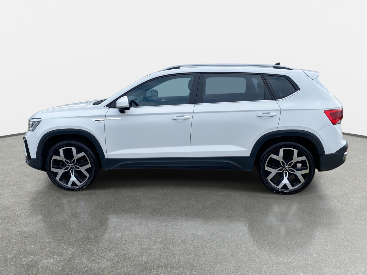 VOLKSWAGEN - 4