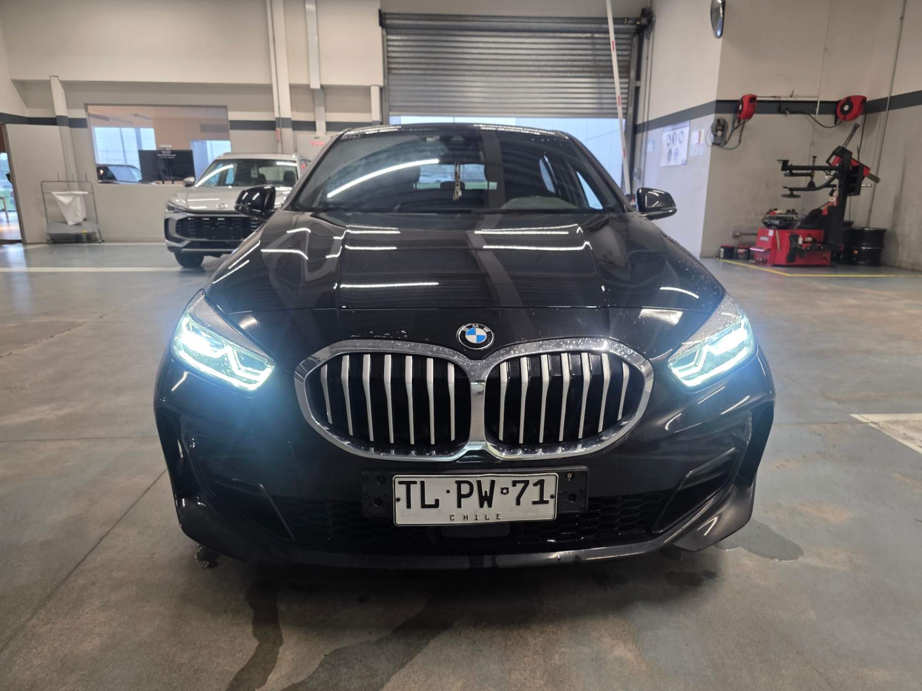 BMW - 1