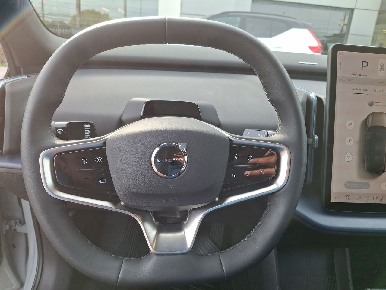 VOLVO - 23