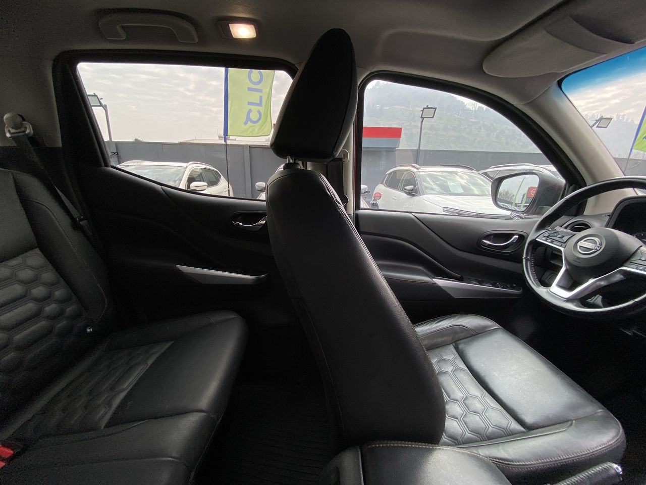 NISSAN - 15