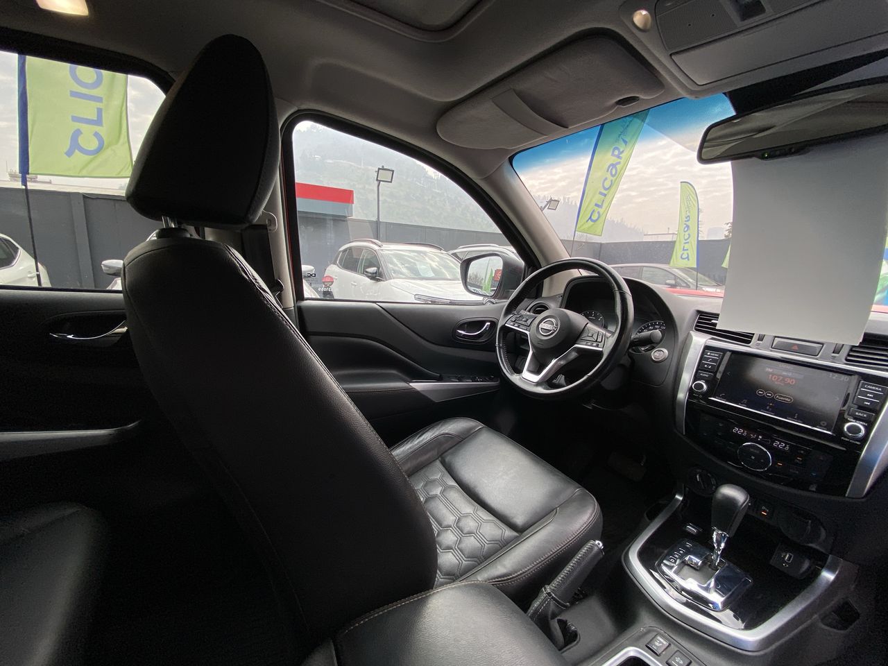 NISSAN - 16