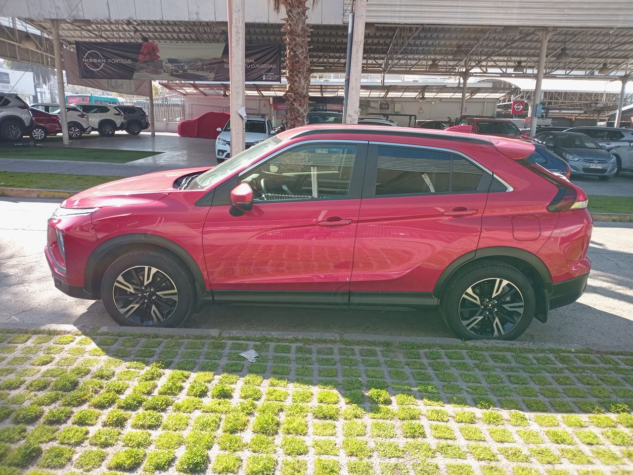 MITSUBISHI - 4