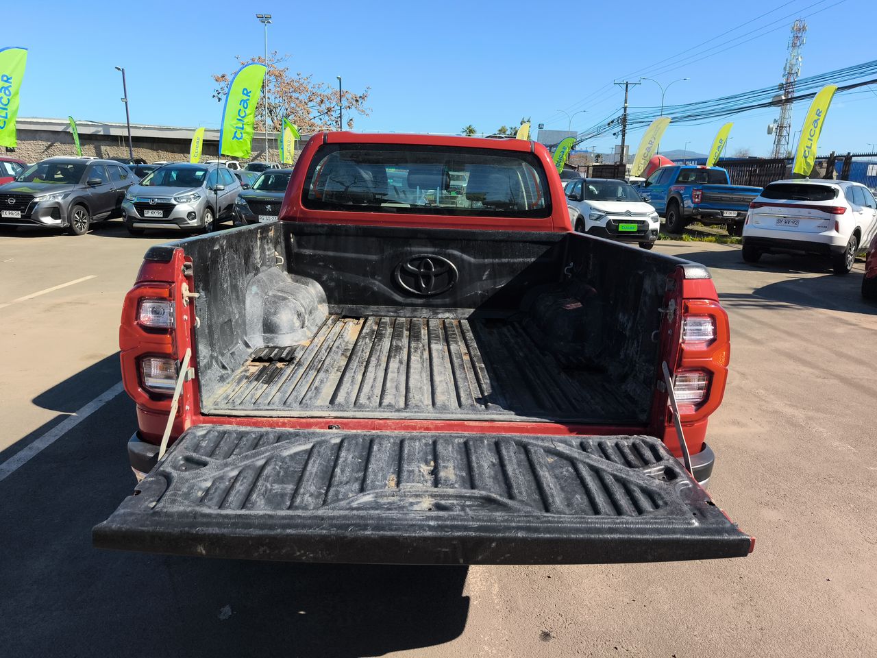 Toyota Hilux — foto 20 de 34