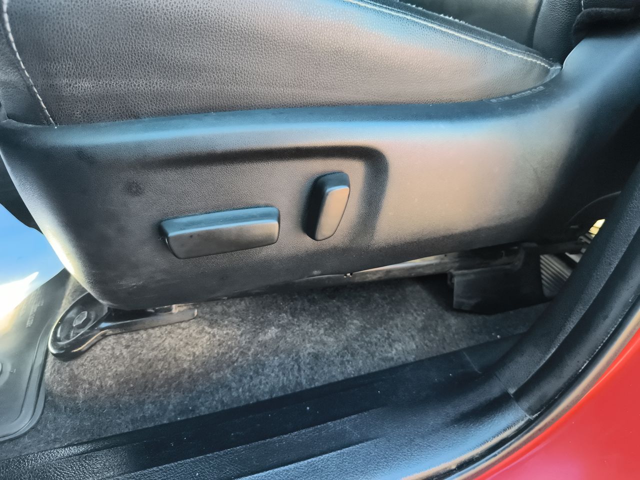 Toyota Hilux — foto 22 de 34