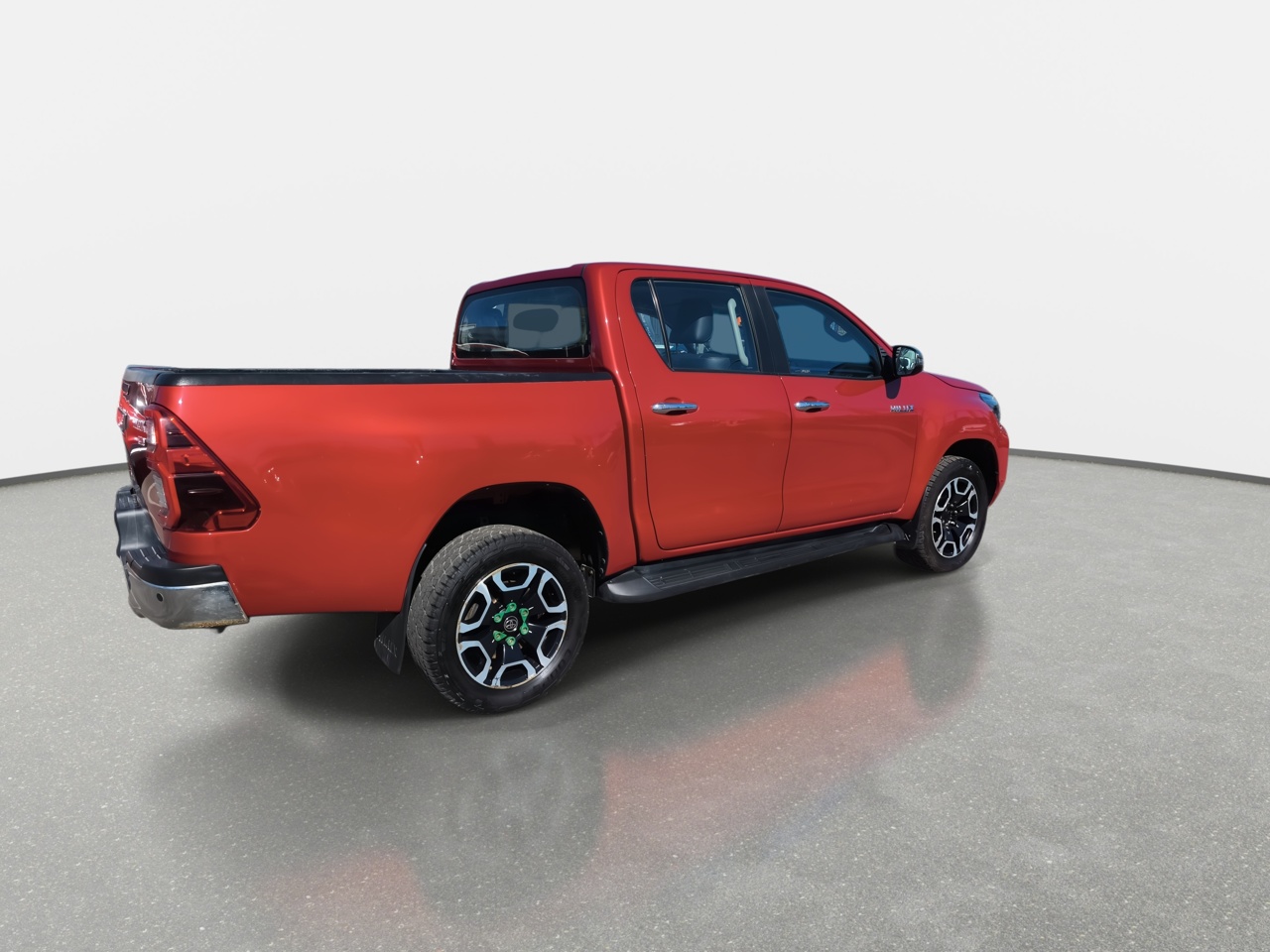 Toyota Hilux — foto 8 de 34