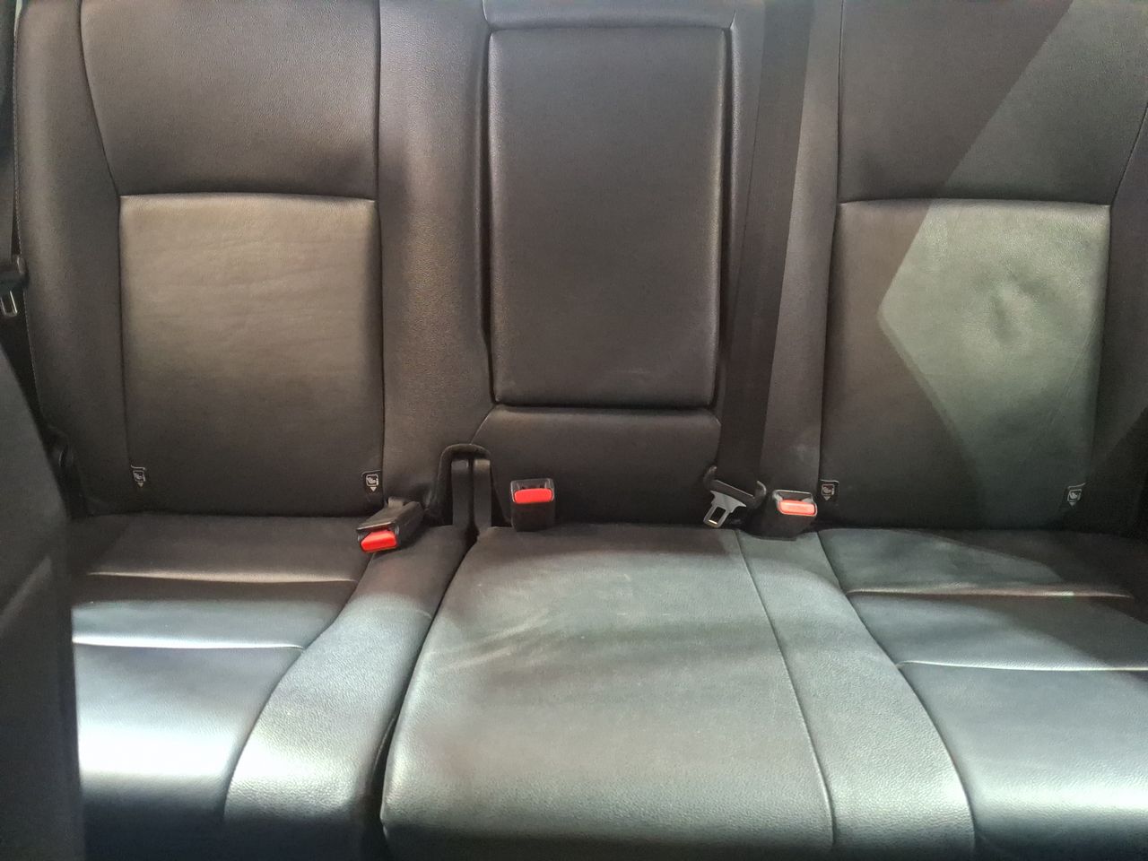 Toyota Hilux — foto 34 de 35