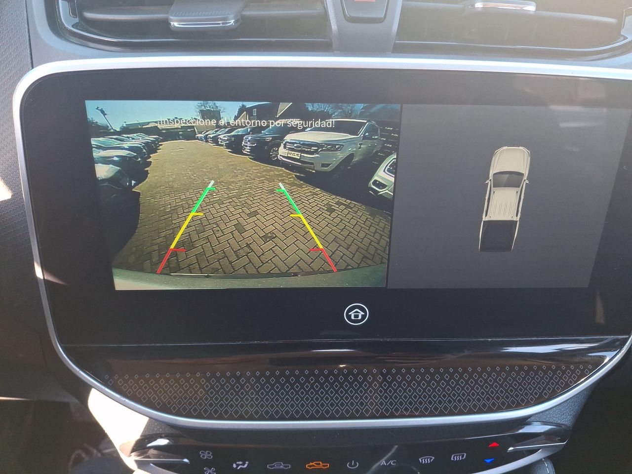 Maxus T60 — foto 22 de 27