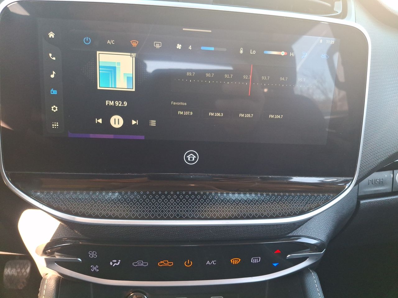 Maxus T60 — foto 23 de 27