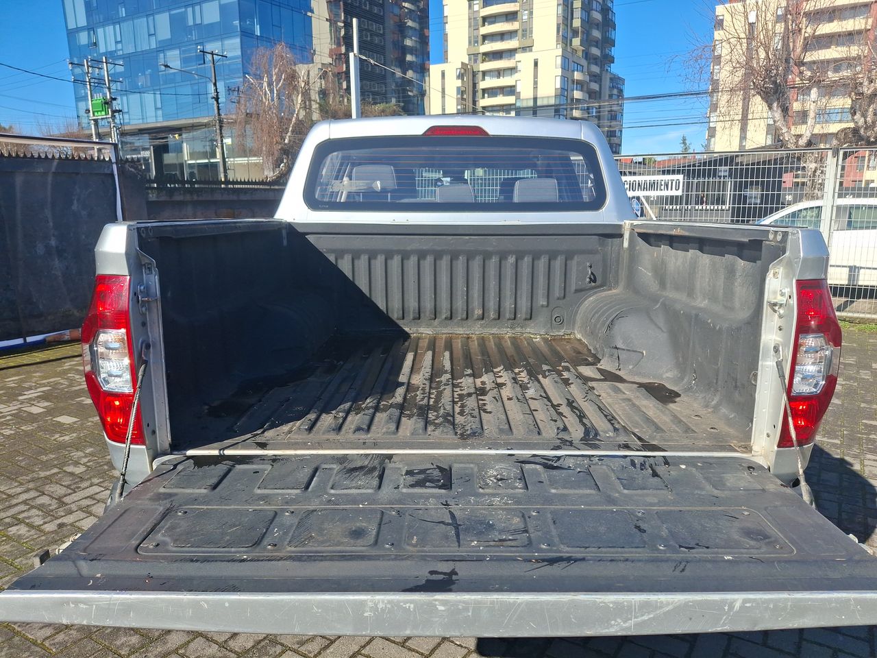 Maxus T60 — foto 14 de 27