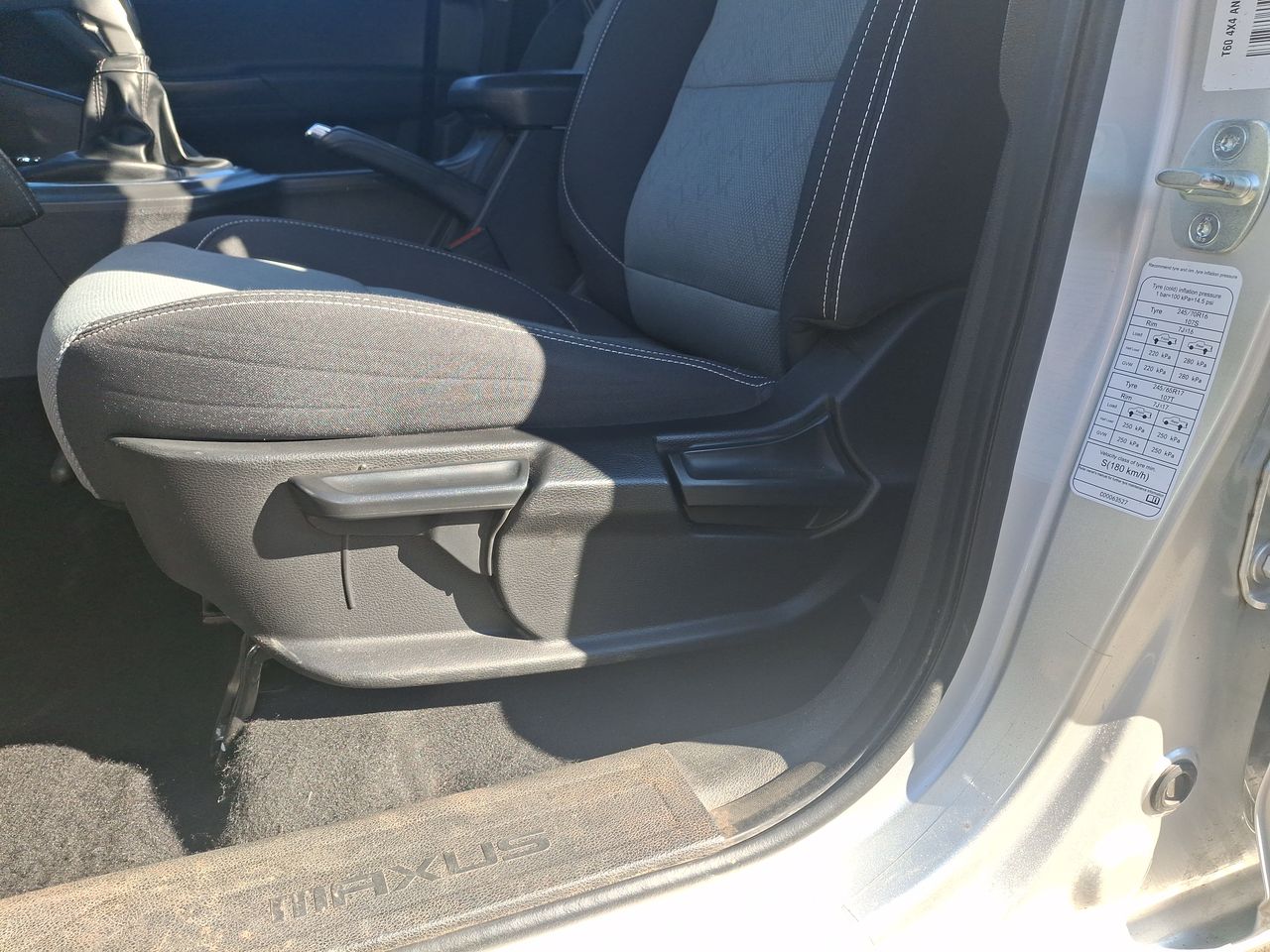 Maxus T60 — foto 16 de 27