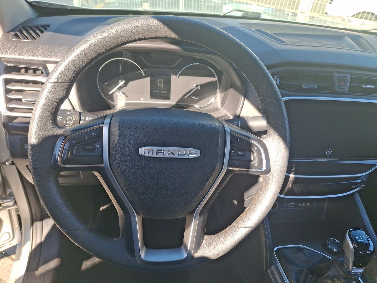 Maxus T60 — foto 18 de 27