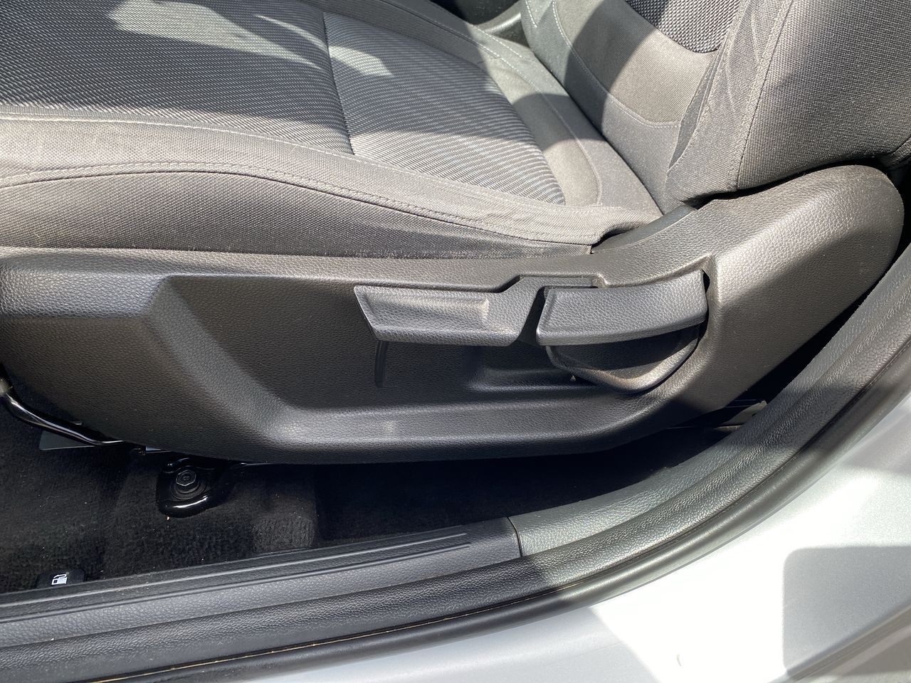 KIA Seltos — foto 24 de 35