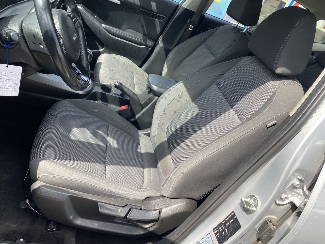 KIA Seltos — foto 25 de 35