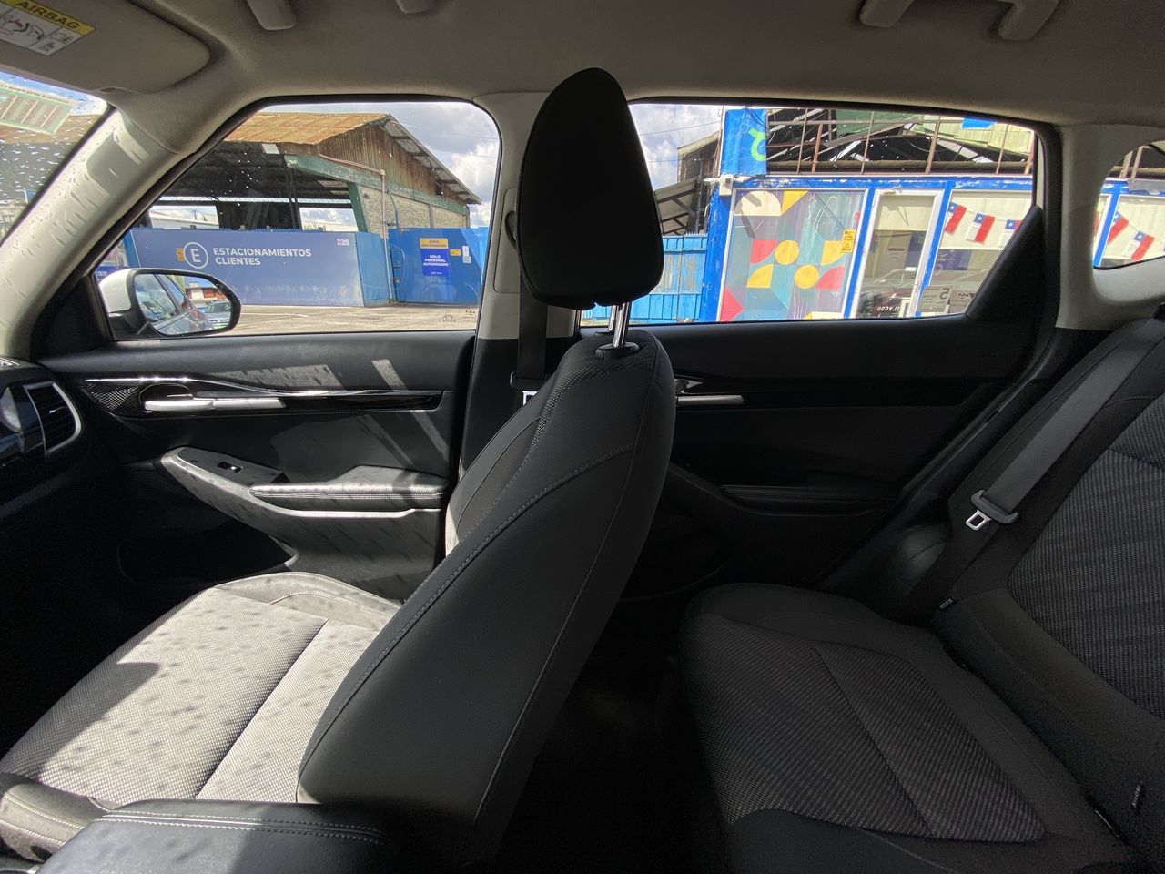 KIA Seltos — foto 12 de 35