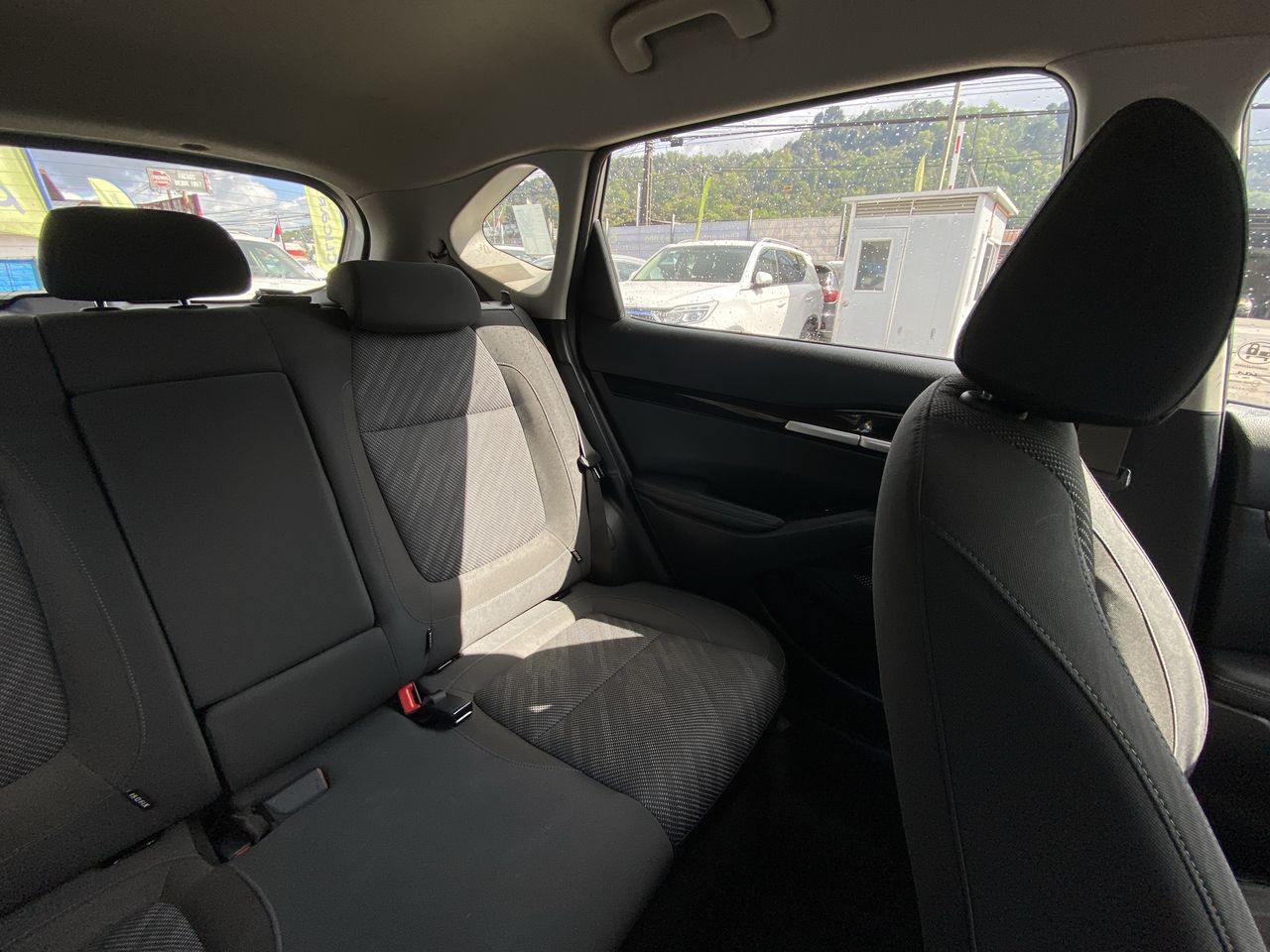 KIA Seltos — foto 15 de 35