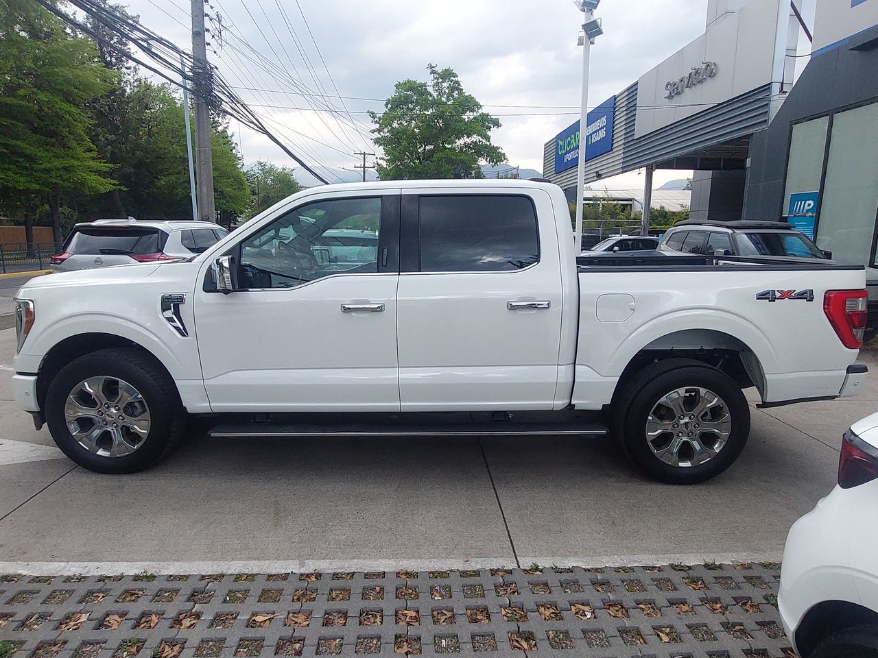FORD - 4