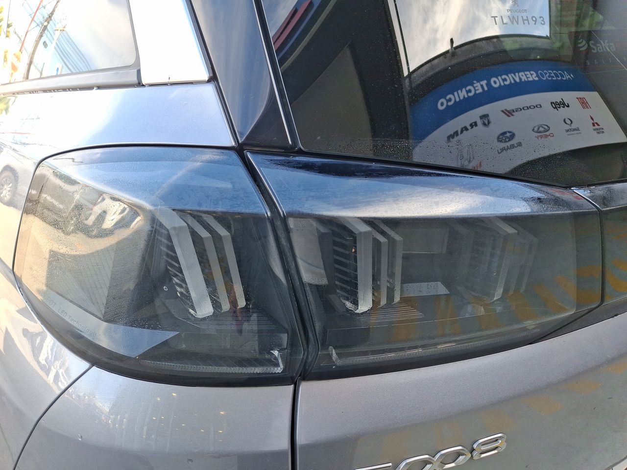 PEUGEOT - 20